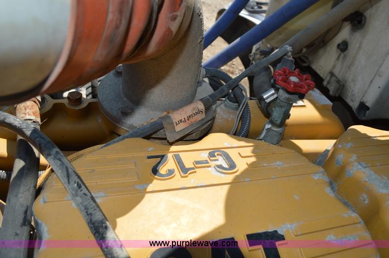 image for item AX9408 2000 Peterbilt 377 semi truck