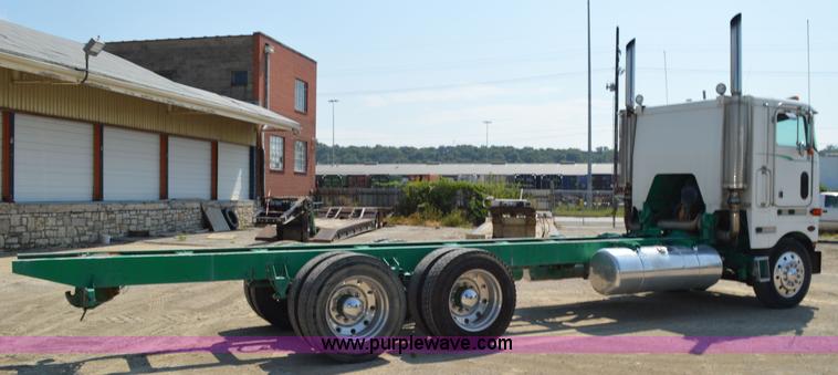 image for item AX9410 1993 Peterbilt 362