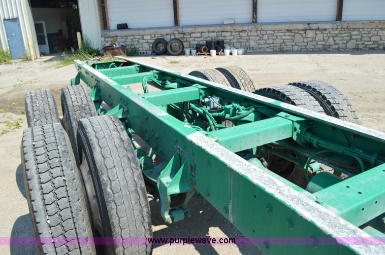 image for item AX9410 1993 Peterbilt 362