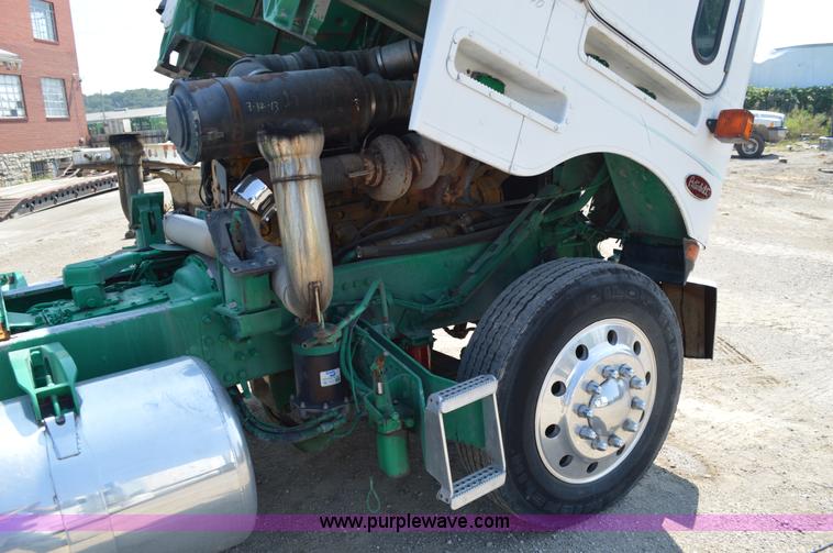 image for item AX9410 1993 Peterbilt 362