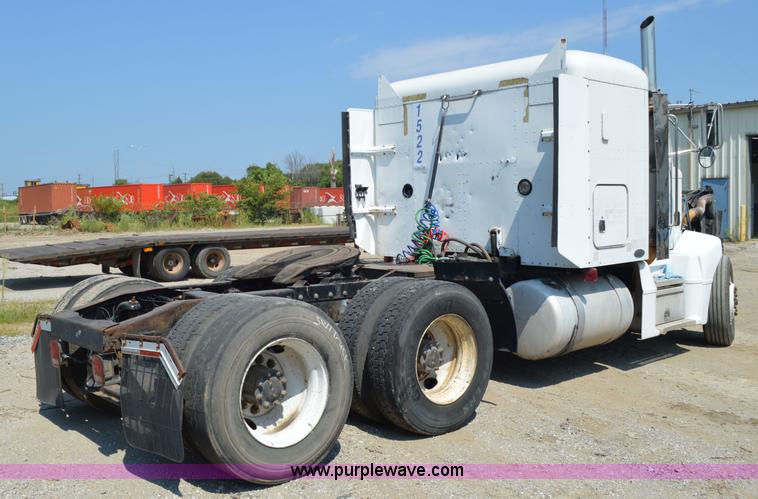 image for item AX9411 1998 Peterbilt 377 semi truck