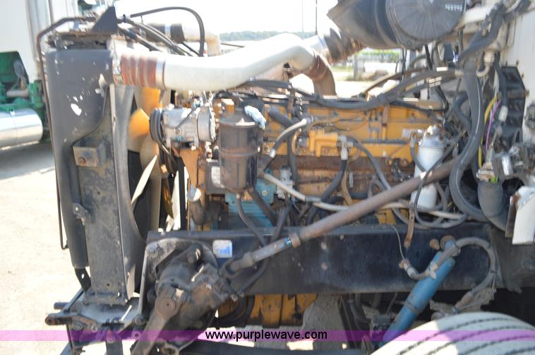 image for item AX9411 1998 Peterbilt 377 semi truck