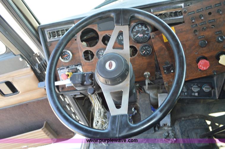 image for item AX9411 1998 Peterbilt 377 semi truck