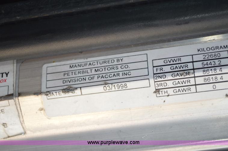 image for item AX9411 1998 Peterbilt 377 semi truck