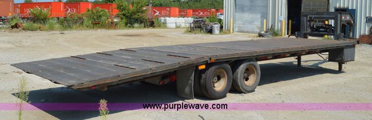 image for item AX9412 1998 Neal Manufacturing equipment trailer