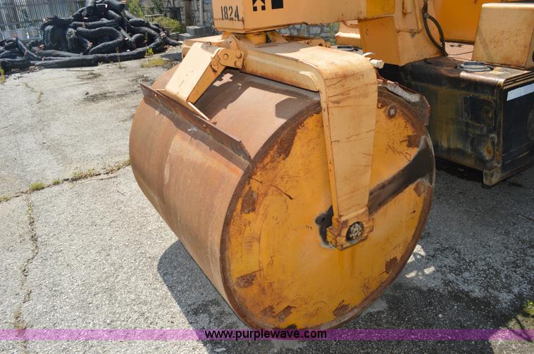 image for item AX9414 Hyster C350C double drum roller