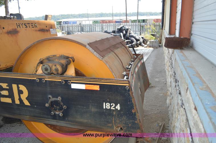 image for item AX9414 Hyster C350C double drum roller