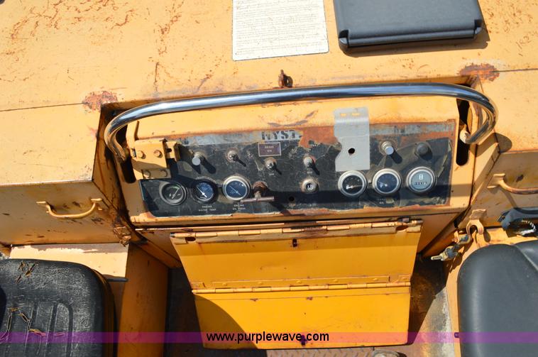 image for item AX9414 Hyster C350C double drum roller