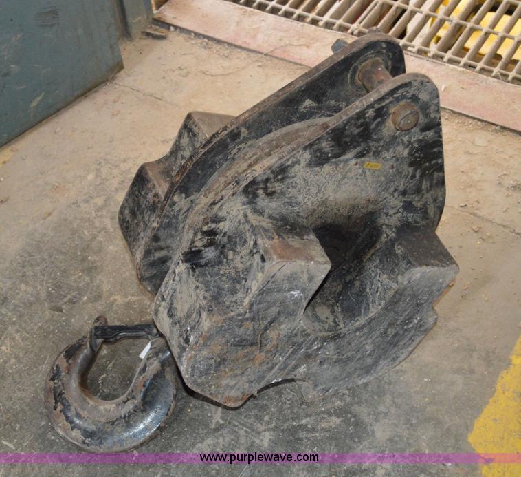 image for item AX9415 Johnson Blocks SB12S12BH load block