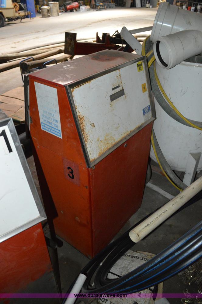 image for item AX9418 (2) diesel fuel pumps