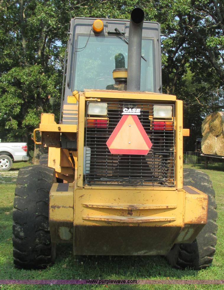 image for item AY9756 1998 Case 621B wheel loader