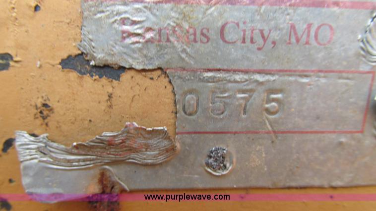 image for item AY9756 1998 Case 621B wheel loader