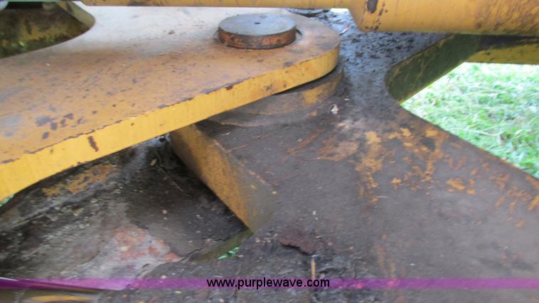 image for item AY9756 1998 Case 621B wheel loader