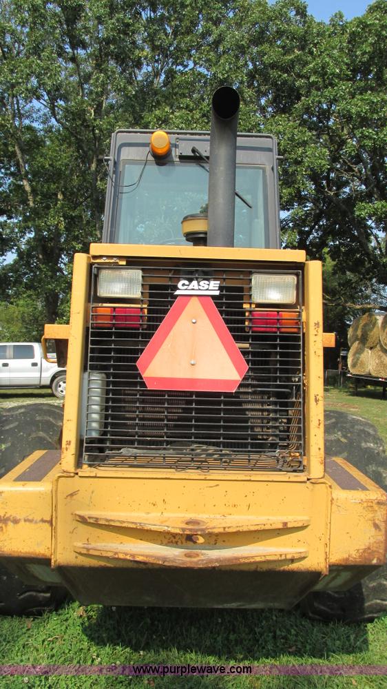 image for item AY9756 1998 Case 621B wheel loader