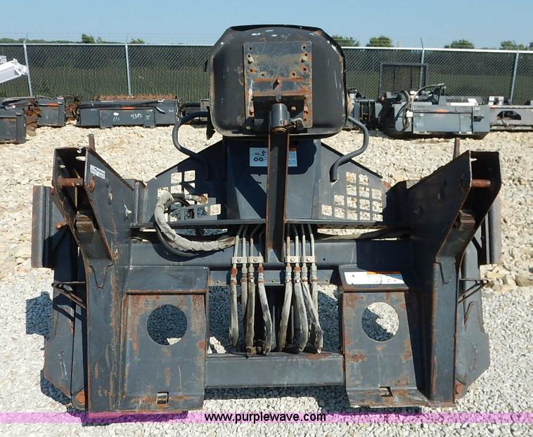 image for item BH9992 Bobcat 709FDS skid steer backhoe attachment