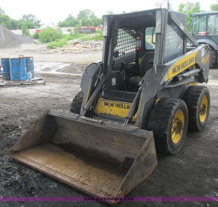 image for item BS9152 2008 New Holland L170 Super Boom skid steer