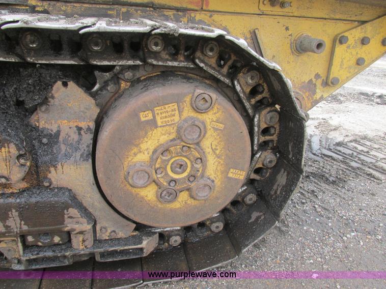 image for item BS9156 2001 Caterpillar 953C track loader