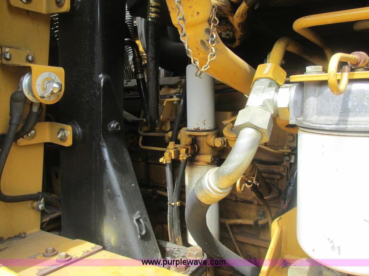 image for item BS9156 2001 Caterpillar 953C track loader