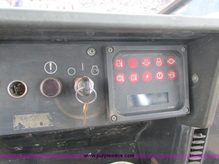 image for item BS9156 2001 Caterpillar 953C track loader