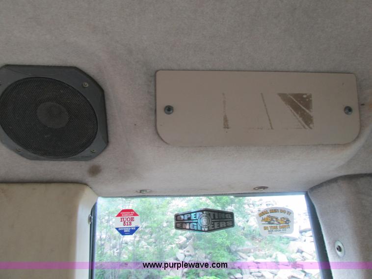 image for item BS9156 2001 Caterpillar 953C track loader