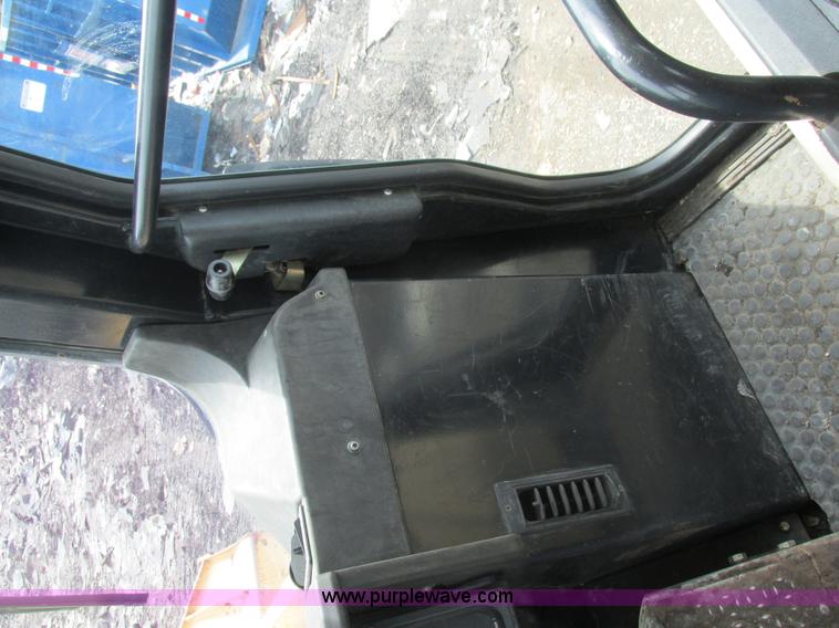 image for item BS9156 2001 Caterpillar 953C track loader