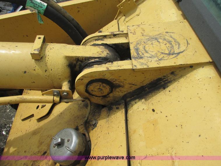 image for item BS9156 2001 Caterpillar 953C track loader