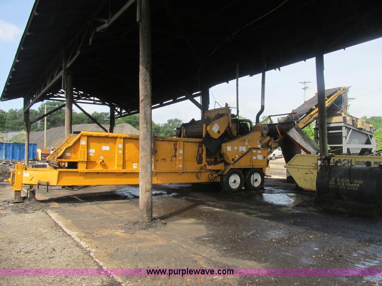 image for item BS9157 1998 Beast Bandit 3680 grinder/recycler