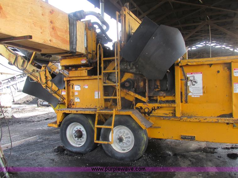 image for item BS9157 1998 Beast Bandit 3680 grinder/recycler