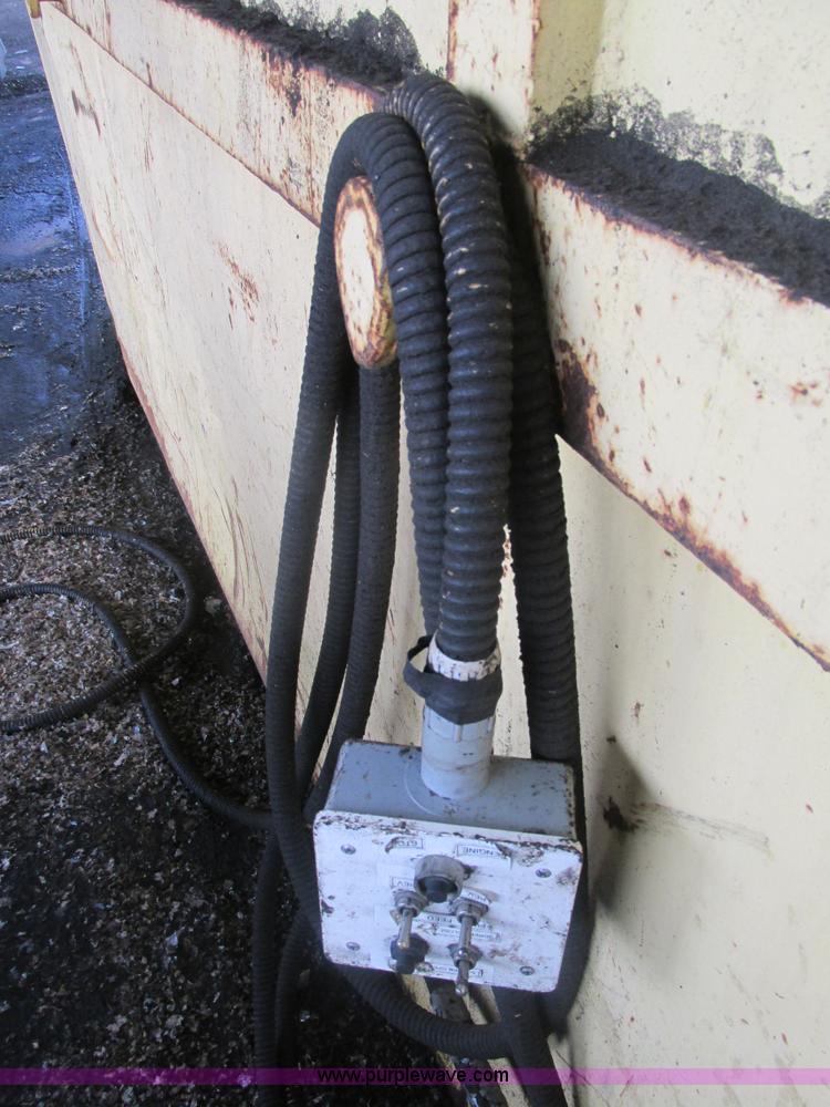 image for item BS9157 1998 Beast Bandit 3680 grinder/recycler