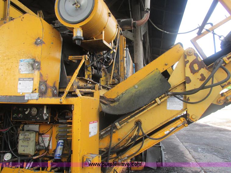 image for item BS9157 1998 Beast Bandit 3680 grinder/recycler