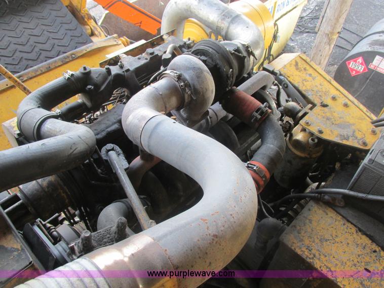 image for item BS9157 1998 Beast Bandit 3680 grinder/recycler