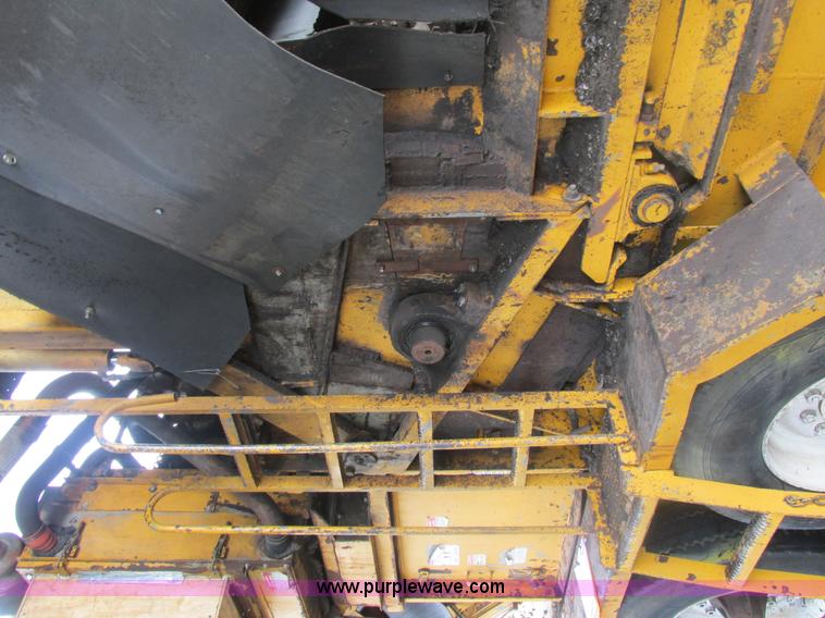 image for item BS9157 1998 Beast Bandit 3680 grinder/recycler