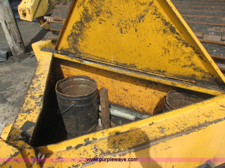 image for item BS9157 1998 Beast Bandit 3680 grinder/recycler