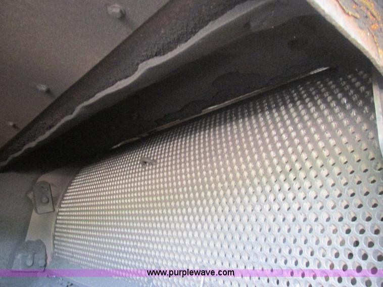 image for item BS9157 1998 Beast Bandit 3680 grinder/recycler