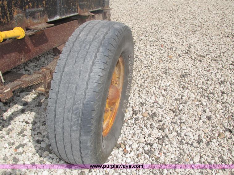 image for item H1170 Lincoln SAM-650 welder