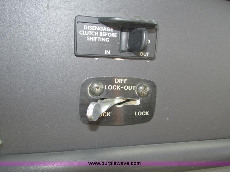 image for item H1178 2006 Freightliner Business Class M2 water truck