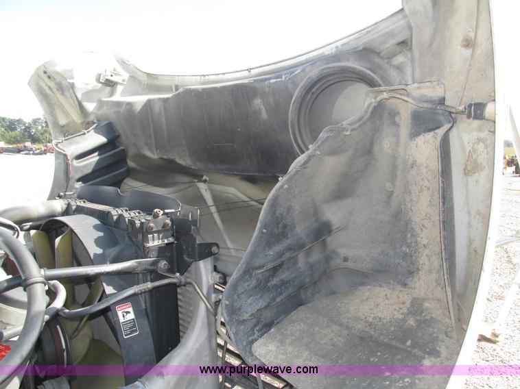 image for item H1178 2006 Freightliner Business Class M2 water truck