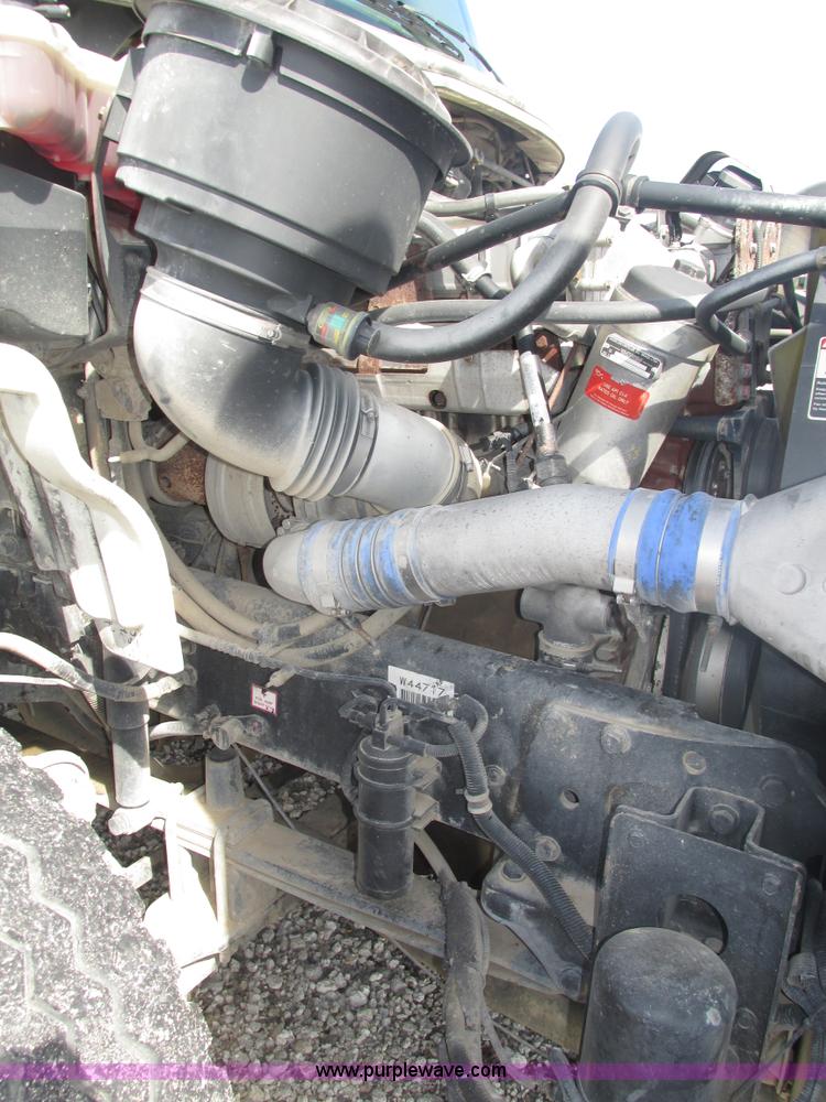 image for item H1178 2006 Freightliner Business Class M2 water truck