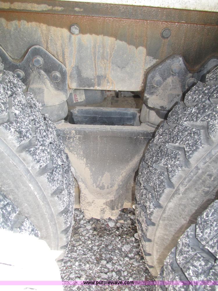 image for item H1178 2006 Freightliner Business Class M2 water truck