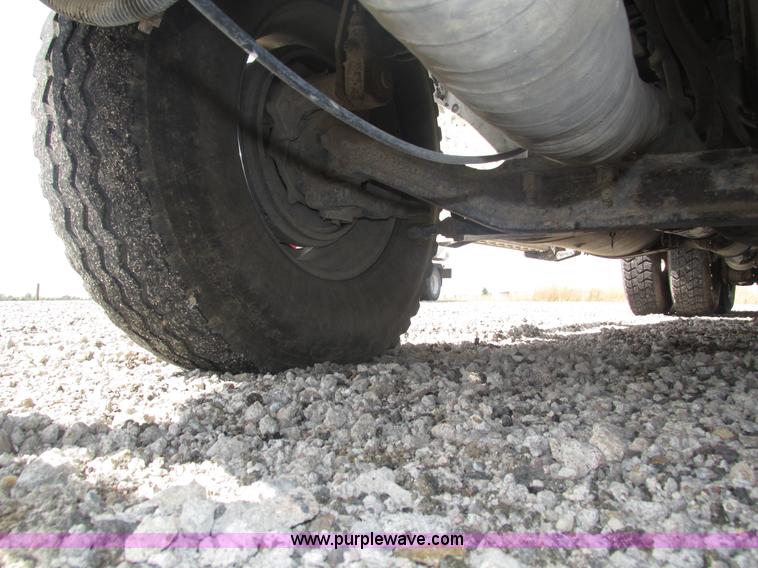 image for item H1178 2006 Freightliner Business Class M2 water truck