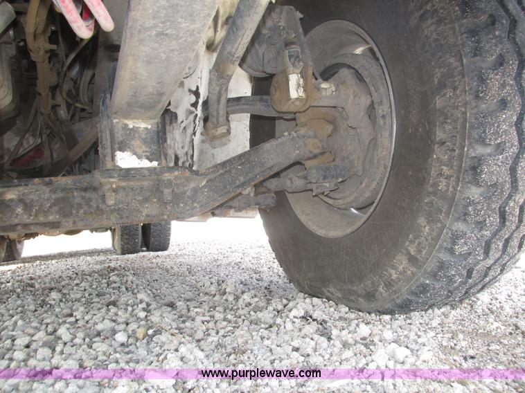 image for item H1178 2006 Freightliner Business Class M2 water truck