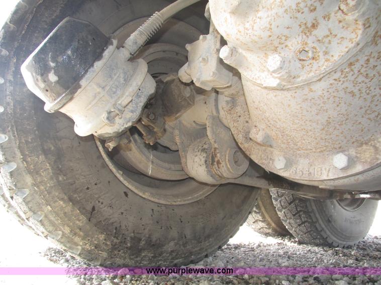 image for item H1178 2006 Freightliner Business Class M2 water truck