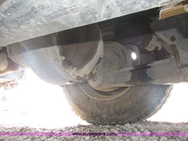 image for item H1178 2006 Freightliner Business Class M2 water truck