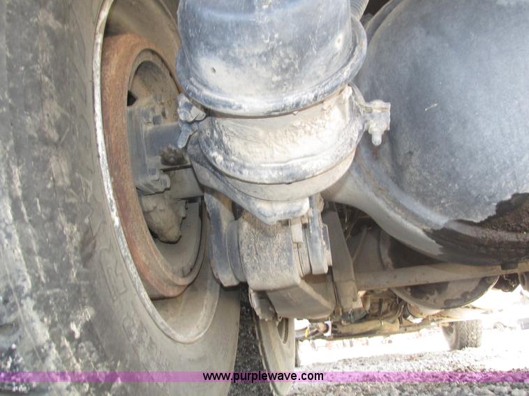 image for item H1178 2006 Freightliner Business Class M2 water truck