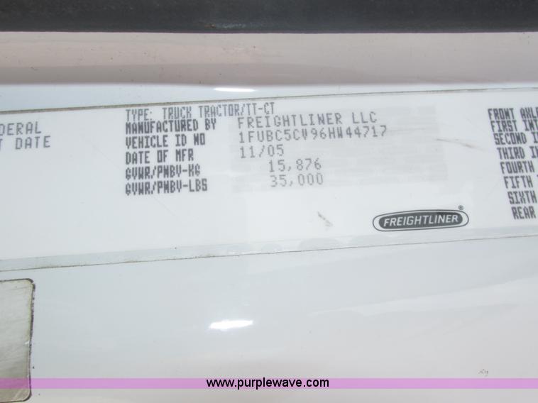 image for item H1178 2006 Freightliner Business Class M2 water truck