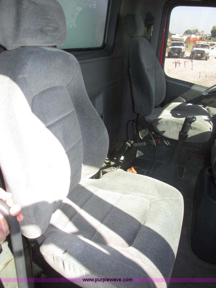 image for item H1179 2002 Volvo VNM water truck