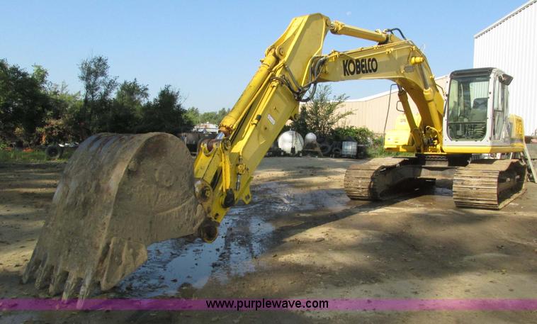 image for item H1185 2002 Kobelco SK210LC excavator