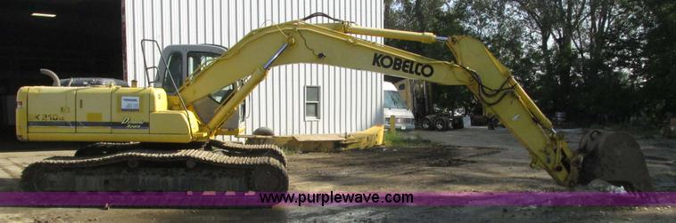image for item H1185 2002 Kobelco SK210LC excavator