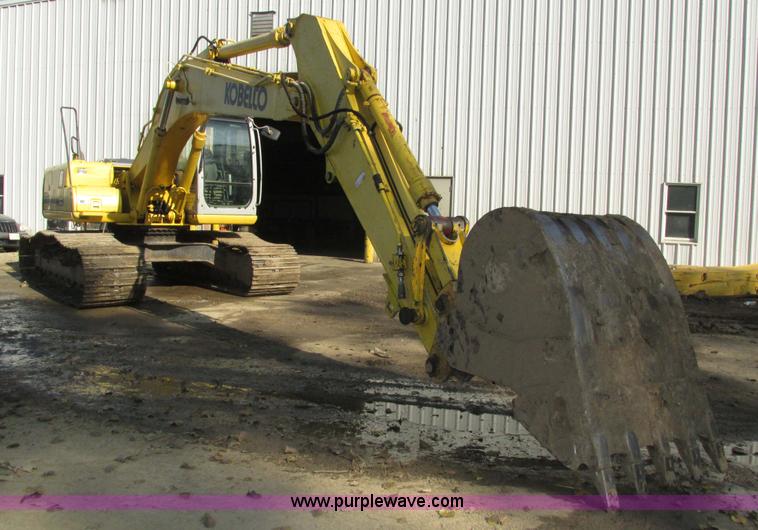 image for item H1185 2002 Kobelco SK210LC excavator