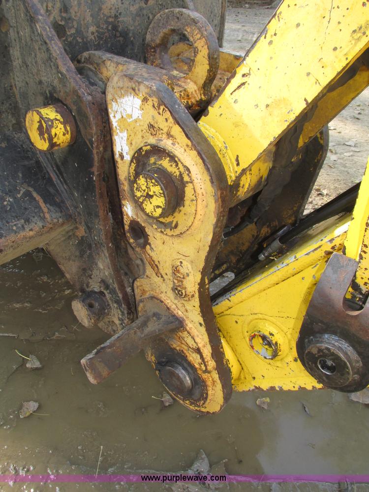 image for item H1185 2002 Kobelco SK210LC excavator